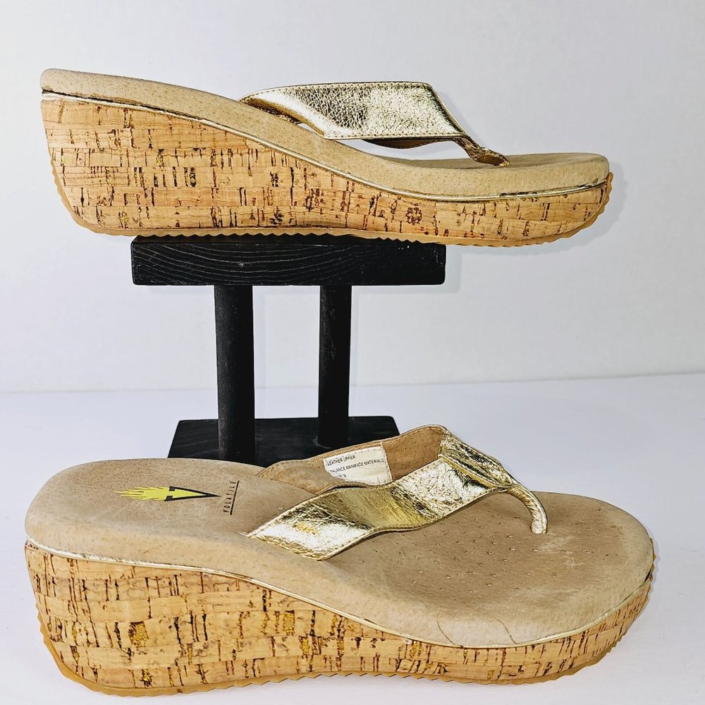 Volatile Neville Women's Gold Wedge Cork Sandals Size 9 - Picture 3 of 9